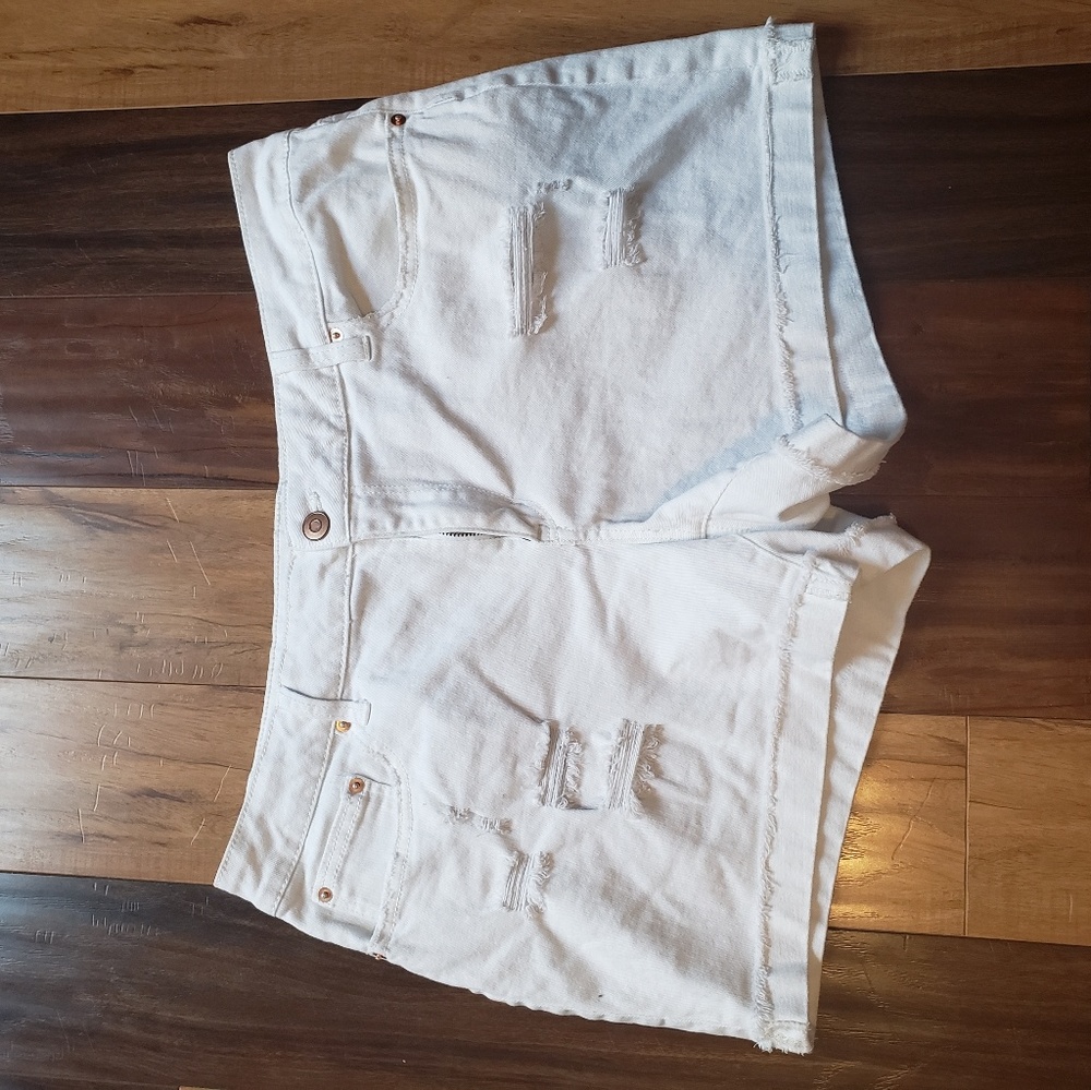 Time & Tru Distressed White Shorts